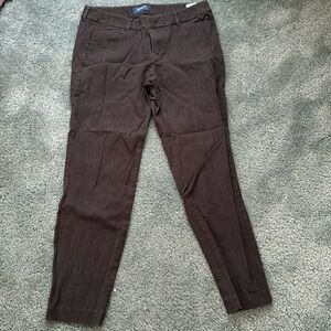 Old navy pixie mid rise pants